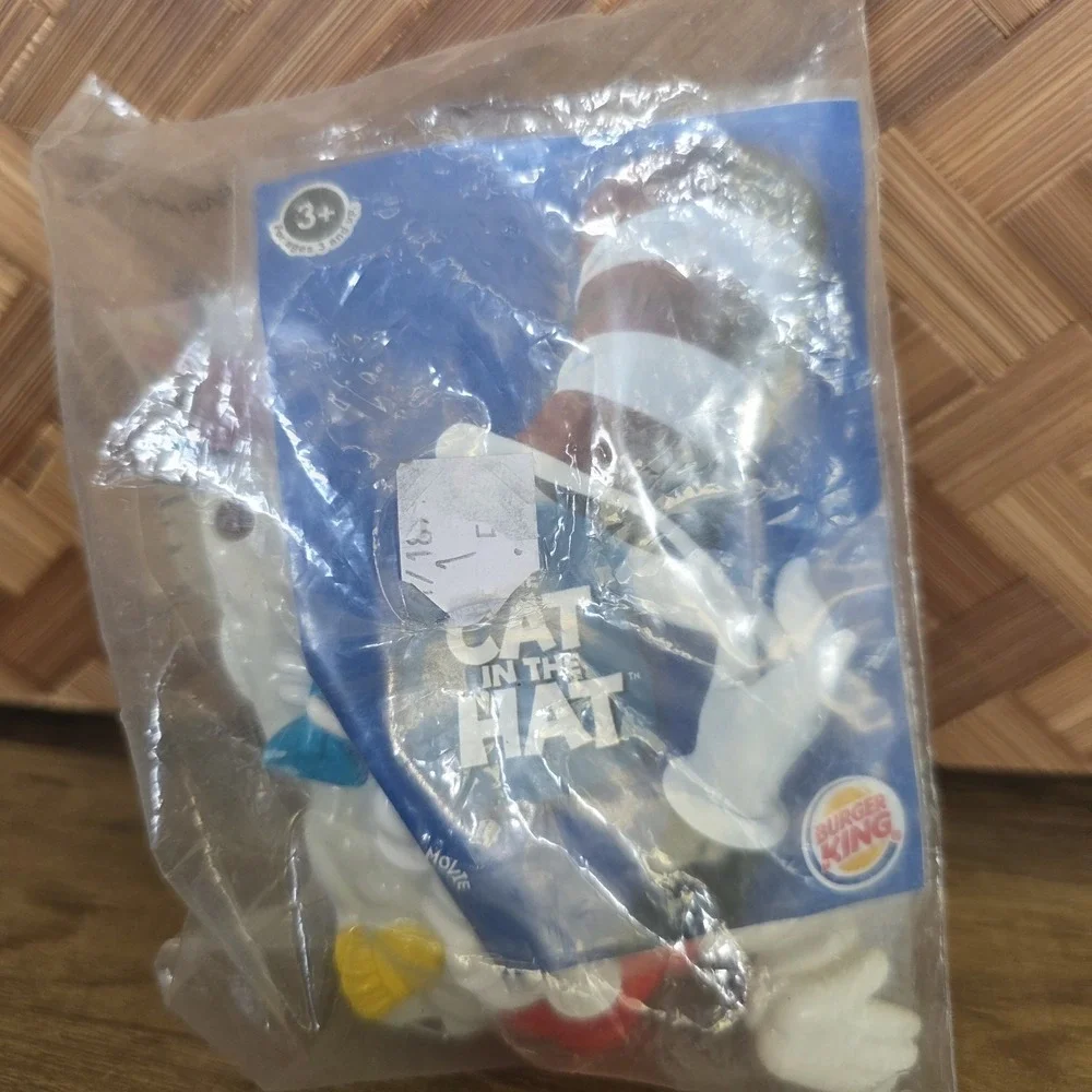 2003 Dr. Seuss BURGER KING Toy- THE CAT IN THE HAT Turbo Cleaning Car NEW